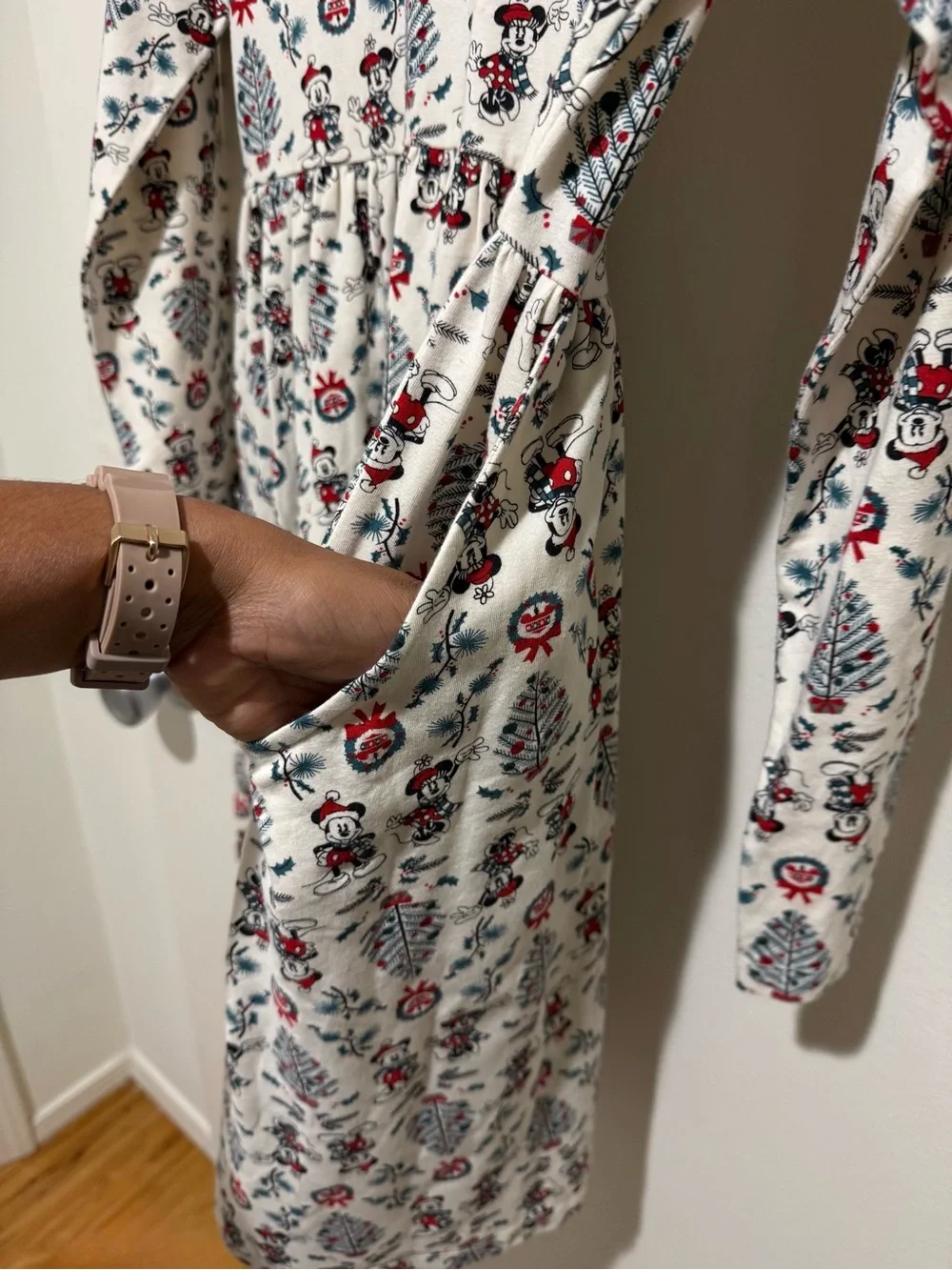 Hanna Andersson Long-Sleeve Holiday Disney Character Dress w/ Red & Blue Accent